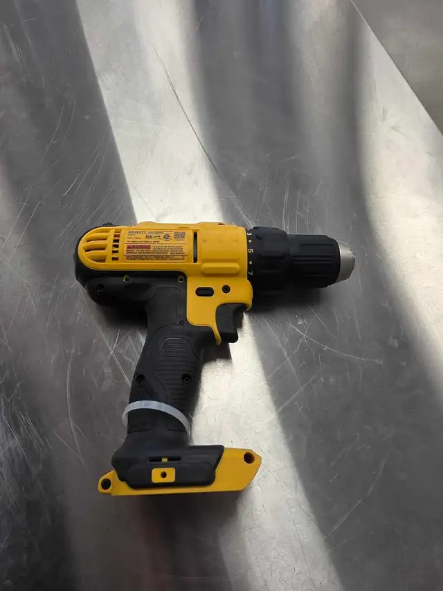 dewalt  20v drill
