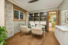Beautiful Detached 3 Bedroom Home in Pleasant View - Toronto - Photo 3