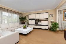 Beautiful Detached 3 Bedroom Home in Pleasant View - Toronto - Photo 4