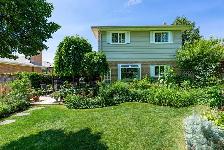 Beautiful Detached 3 Bedroom Home in Pleasant View - Toronto - Photo 10