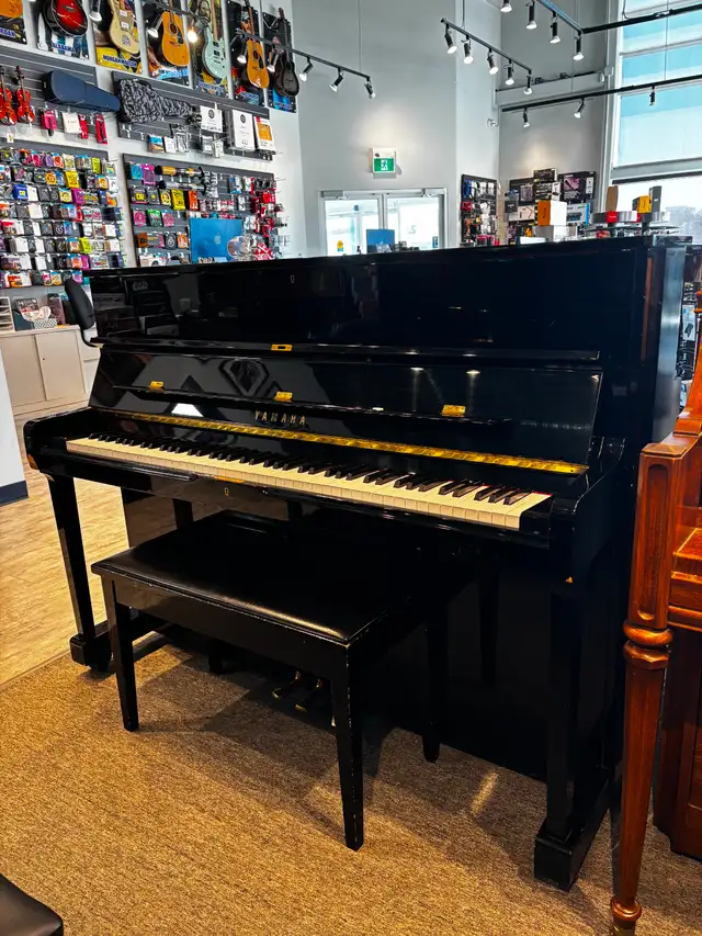 Yamaha P116 Upright Piano