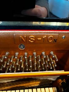 Kawai Upright Piano NS-10 Polished Ebony - Photo 3