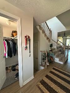 3 Bed 2.5 Bath Townhouse in Barrhaven, 2 Parking, Plaza   Sprt C - Photo 6