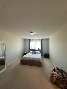 3 Bed 2.5 Bath Townhouse in Barrhaven, 2 Parking, Plaza   Sprt C - Photo 16