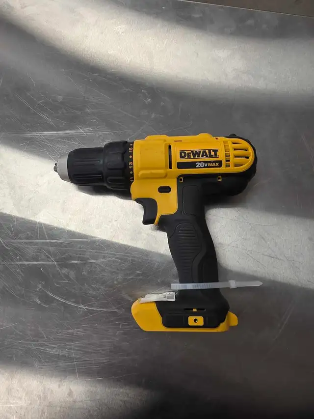 dewalt 20v drill
