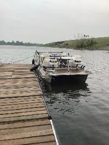 20 foot pontoon boat and trailer for sale