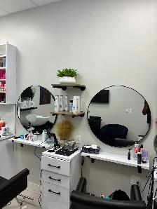 Private  Salon Suite for rent- 2 Stations - Photo 2