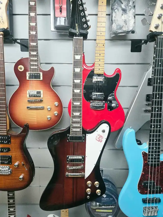 Guitare électrique   case