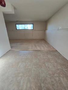 INGLEWOOD 2 BED LOWER SUITE - Photo 2
