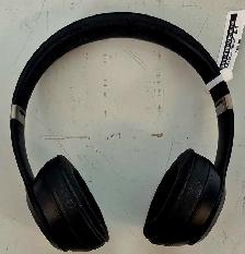 Beats Solo 4 On-Ear Headphones (32029103)