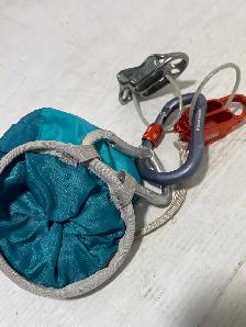 Petzl Chalk Bag and Climbing Belay Gear - Photo 2