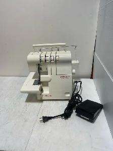 Singer 14SH654 Serger