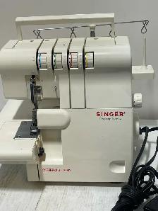 Singer 14SH654 Serger - Photo 4