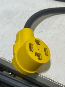Shinnous Heavy Duty NEMA 14-30P to 14-30R Adapter Cord - Photo 3