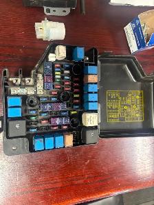 2010 Hyundai Santa Fe fuse box