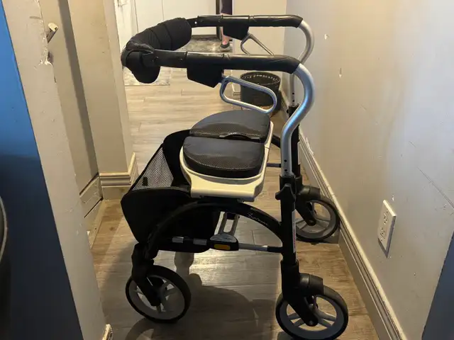 Walker Rollator