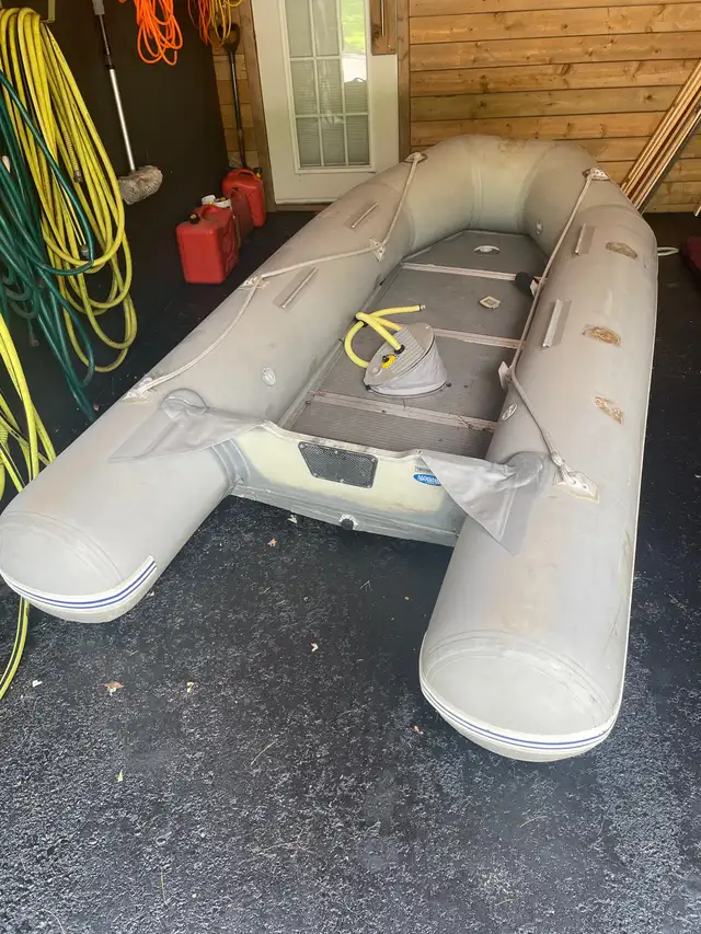 Inflatable dingy zodiac for sale