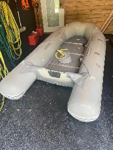 Inflatable dingy zodiac for sale