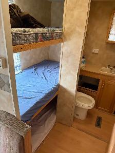 2003 27’ Hornet Rv Camper - Photo 4