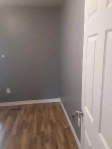 ROOM FOR RENT FANSHAWE COLLEGE AVAILABLE SEPTEMBER 1, 2026. - Photo 2