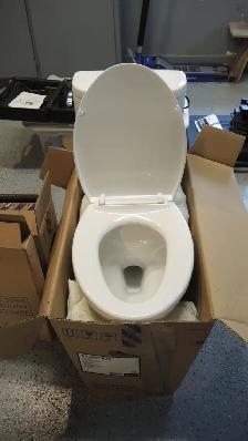 New TOTO Entrada Toilet, Cotton plus SoftClose Elongated Seat