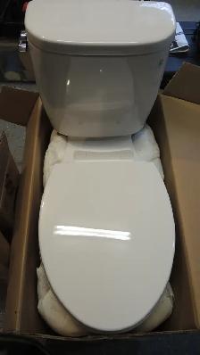 New TOTO Entrada Toilet, Cotton plus SoftClose Elongated Seat - Photo 2