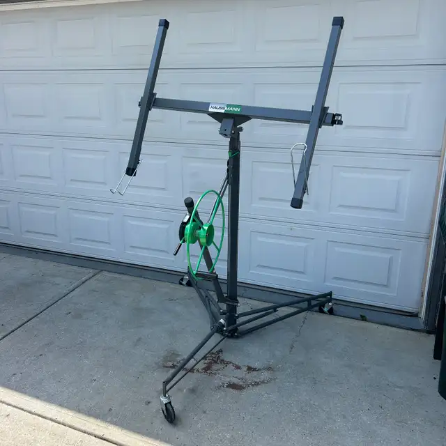 Haussmann 11ft. Steel Drywall Lift