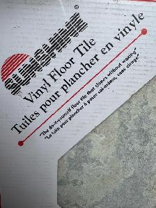 tuile en vinyle/vinyl floor tile - Photo 3