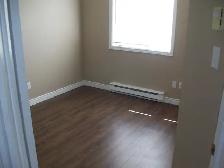 4 bedroom house - heat and light included - Photo 11