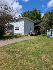 Townhouse for rent in Riverview - Photo 2