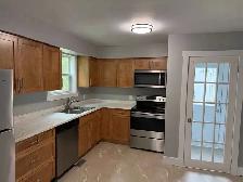 Townhouse for rent in Riverview - Photo 3