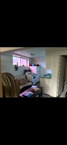 LIBRE, 1 1/2 À LIMOILOU, 755$/MOIS, CHAUF/ÉCLARÉ, WIFI SEMI-MEUB - Photo 4