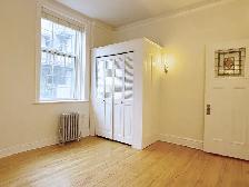 AVALABLE NOW! $1329 1-Bedroom in Heart of Osborne Village! - Photo 4