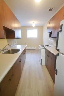 SEP 1st! $1,449 2-bedroom in Corydon Village - Photo 2