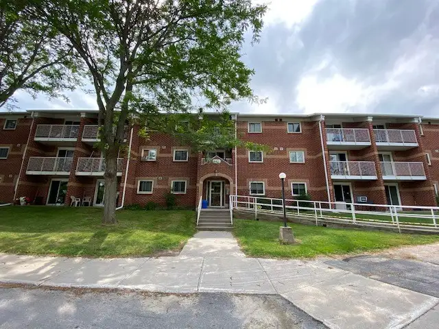 561 Armstrong Road Unit 217 - 3 bed, 2 bath - 217 Apartment for