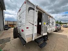 2015 Jayco JayFlight BAJA 195 RB- great couples off road unit! - Photo 9