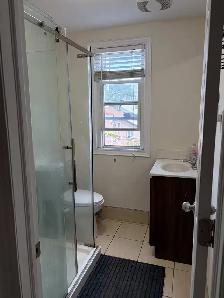 Three Rooms for Renting In Downtown of Hamilton - Photo 2