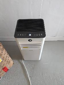 Brand New Portable 8,000BTU Air Conditioner and Heater - Photo 7
