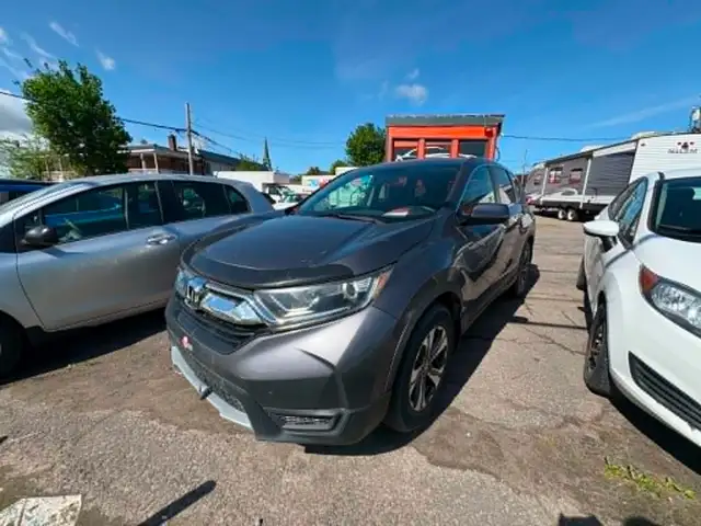 Honda CR-V LX 2017 Aut. A/C. $15 495. Rusty 450-820-0550