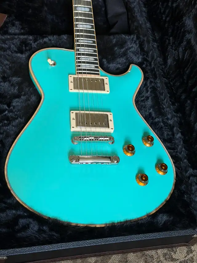 Knaggs Kenai t/s Eric Steckel