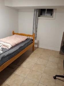 Furnished Room for Rent – Scarborough (Eglinton and Danforth) - Photo 4