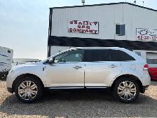 2013 Lincoln MKX RESERVE- WARRANTY INC, LEATHER, NAV, PANO ROOF, - Photo 2