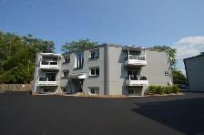 Renovated 1-bedroom with Balcony - Avail now or Aug - 114 George - Photo 3