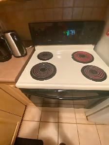 Kenmore electric Stove - Photo 4