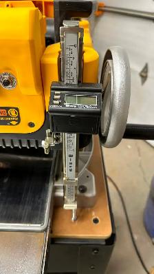 Dw735 13' Dewalt Planer - Photo 3