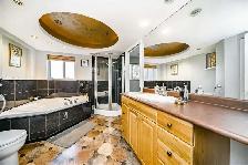 Spacious 2 Bedroom   Den Suite  with Private Entrance