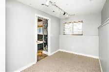 Spacious 2 Bedroom   Den Suite  with Private Entrance - Photo 11