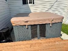 Free Hot Tub - Photo 2