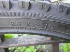 pneu vélo 26 x 1.95 - Photo 4