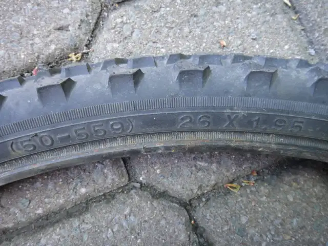 pneu vélo 26 x 1.95